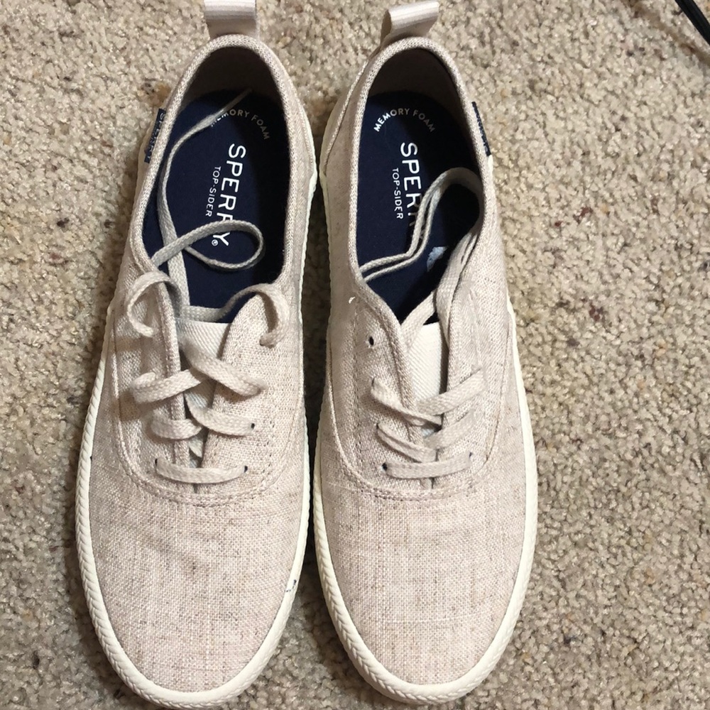 Brand new sperry shoes.